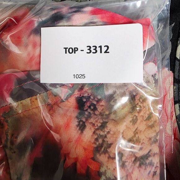 Athleta Refined Zephyr Floral Tank Top Large - Picture 8 of 8